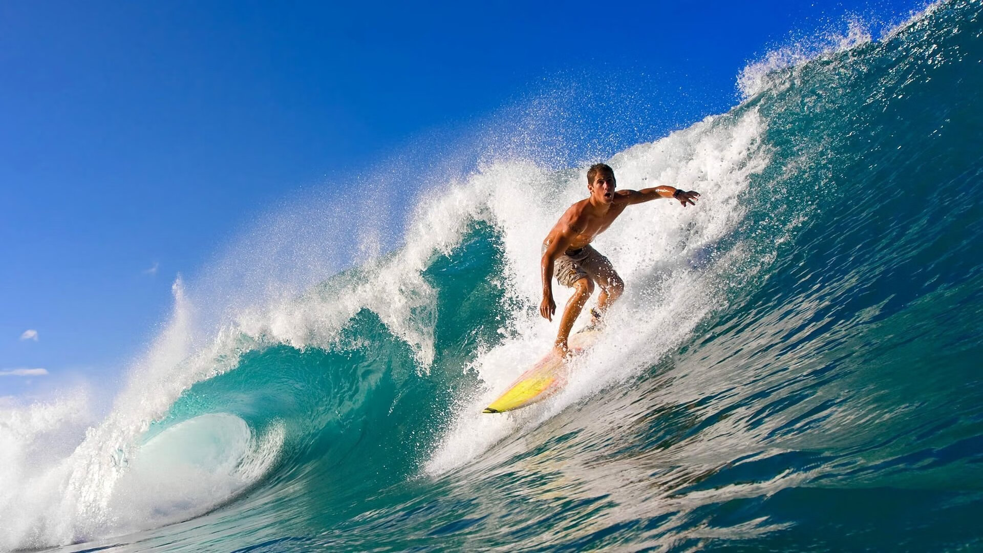 足球产业融合创新推动行业全面发展，足球产业经济